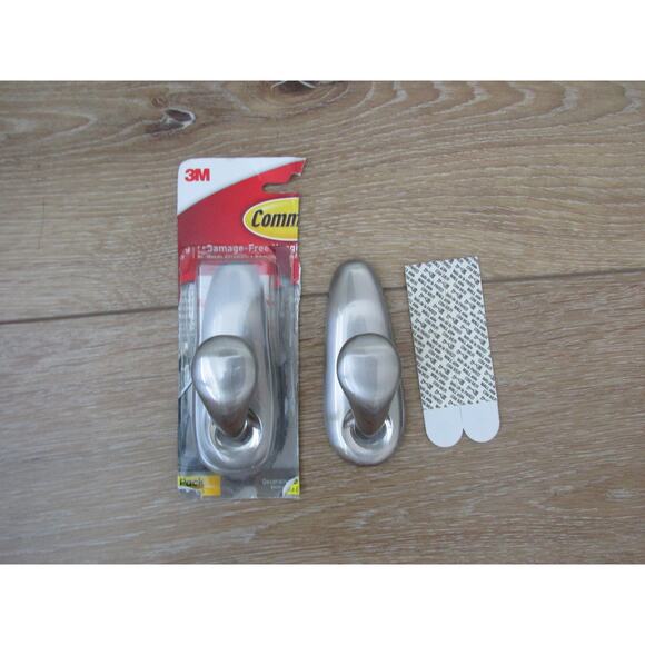 Command 5lb Hooks Set of 2 Brushed Nickel Coat Hooks Heavy Duty Large - Picture 1 of 4